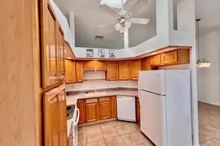 931 Fairfax Terrace NW, Port Charlotte, FL 33948 - Photo 5