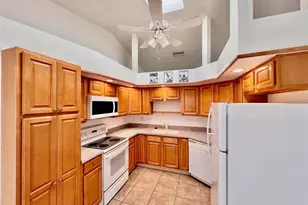 931 Fairfax Terrace NW, Port Charlotte, FL 33948 - Photo 7