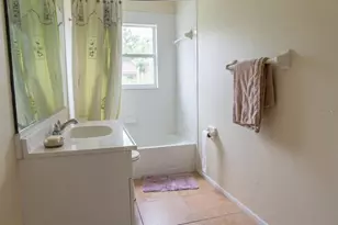4219 2nd Ave E, Bradenton, FL 34208 - Photo 3