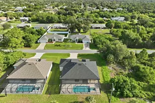 11209 Chalet Ave, Englewood, FL 34224 - Photo 45