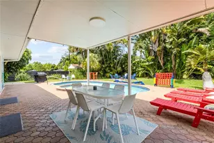 7739 Westmoreland Dr, Sarasota, FL 34243 - Photo 27