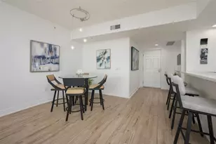 800 N Tamiami Trl, Sarasota, FL 34236 - Photo 13