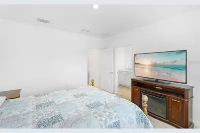 6587 Silverstar Drive, Sarasota, FL 34240 - Photo 13