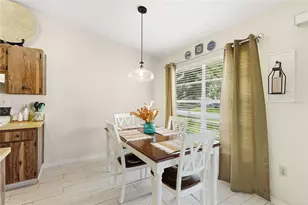 3904 36th Ave Dr W, Bradenton, FL 34205 - Photo 9