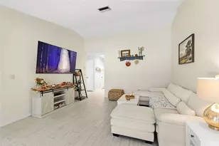 3904 36th Ave Dr W, Bradenton, FL 34205 - Photo 7