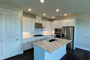 18519 Dayspring Pl, Venice, FL 34293 - Photo 3