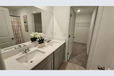 19912 Madera Circle, Venice, FL 34293 - Photo 13