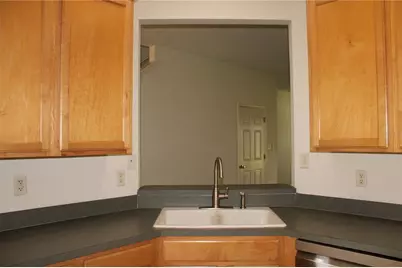 3429 Parkridge Circle #19-103, Sarasota, FL 34243 - Photo 9