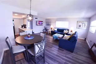 105 47th Ave Dr W, Bradenton, FL 34207 - Photo 3