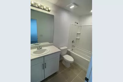 6330 Fairmont Lane, Palmetto, FL 34221 - Photo 21