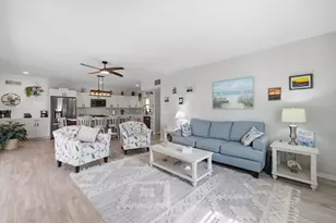 5826 Driftwood Pl, Sarasota, FL 34231 - Photo 9