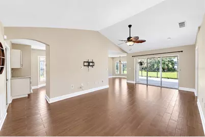 3623 E 62nd Avenue, Bradenton, FL 34203 - Photo 5