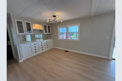 6710 36th Avenue E #32, Palmetto, FL 34221 - Photo 11
