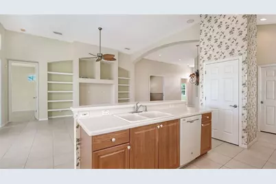 6734 Pebble Beach Way, Lakewood Ranch, FL 34202 - Photo 13