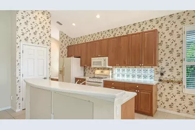 6734 Pebble Beach Way, Lakewood Ranch, FL 34202 - Photo 11