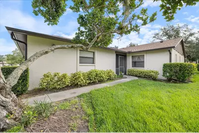 462 Oak Hill Circle #5, Sarasota, FL 34232 - Photo 1