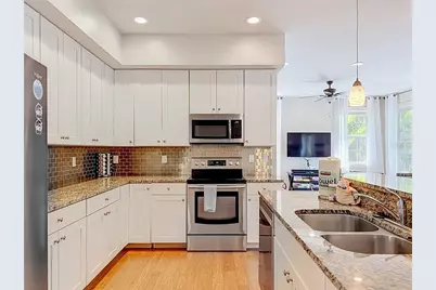 403 42nd Street, Bradenton Beach, FL 34217 - Photo 9