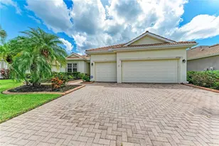 11794 Granite Woods Loop, Venice, FL 34292 - Photo 3
