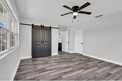 246 Magellan Drive, Sarasota, FL 34243 - Photo 23