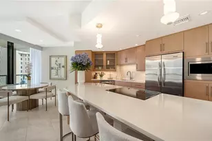 1211 Gulf of Mexico Dr, Longboat Key, FL 34228 - Photo 7