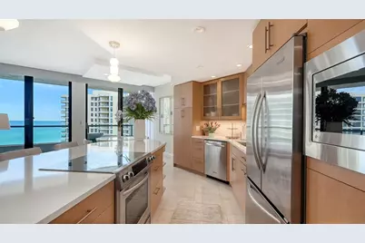 1211 Gulf Of Mexico Drive #603, Longboat Key, FL 34228 - Photo 5