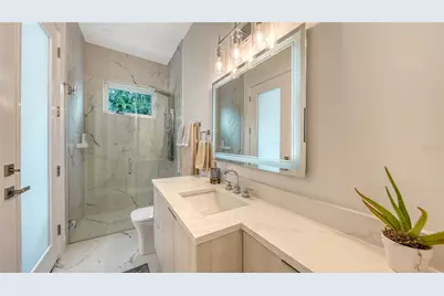 4726 Rivetta Court, Sarasota, FL 34231 - Photo 17