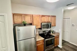 8341 38th St Cir E, Sarasota, FL 34243 - Photo 23