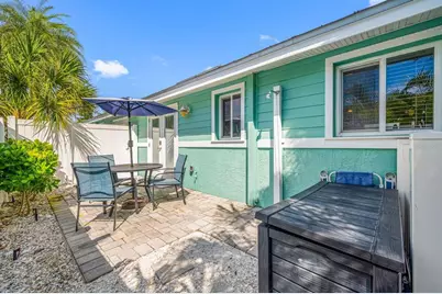 3007 Avenue E #B, Bradenton Beach, FL 34217 - Photo 23