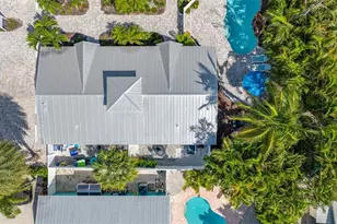 3007 Avenue E, Bradenton Beach, FL 34217 - Photo 53