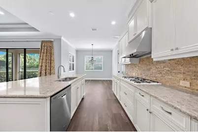 8256 Larkspur Circle, Sarasota, FL 34241 - Photo 27