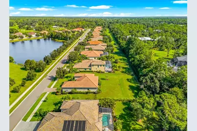 8256 Larkspur Circle, Sarasota, FL 34241 - Photo 67