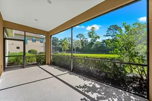 8256 Larkspur Cir, Sarasota, FL 34241 - Photo 19