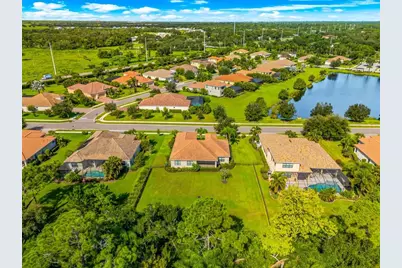 8256 Larkspur Circle, Sarasota, FL 34241 - Photo 69