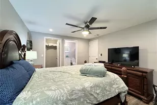 2724 49th Ave W, Bradenton, FL 34207 - Photo 15