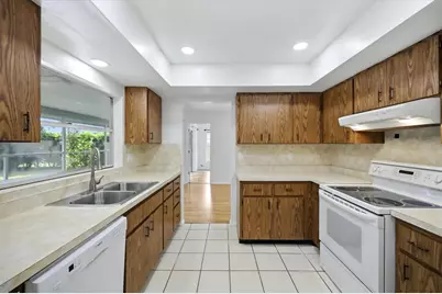 125 Mimosa Drive, Sarasota, FL 34232 - Photo 7