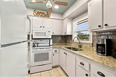 304 47th Avenue Drive W #313, Bradenton, FL 34207 - Photo 7