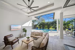 8340 Catamaran Cir, Lakewood Ranch, FL 34202 - Photo 11