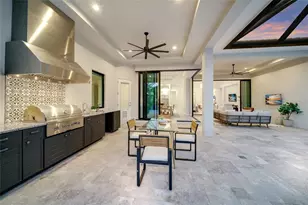 8340 Catamaran Cir, Lakewood Ranch, FL 34202 - Photo 19