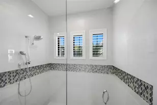8340 Catamaran Cir, Lakewood Ranch, FL 34202 - Photo 31
