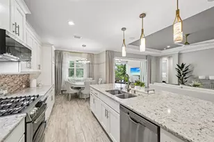 825 Himalayan Run, Bradenton, FL 34212 - Photo 5