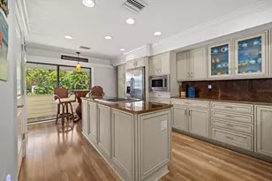 548 Beach Rd, Sarasota, FL 34242 - Photo 5