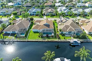 4727 Compass Dr, Bradenton, FL 34208 - Photo 1
