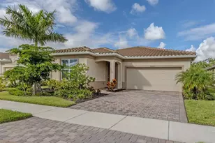 20261 Symphony Pl, Venice, FL 34293 - Photo 1