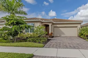 20261 Symphony Pl, Venice, FL 34293 - Photo 3