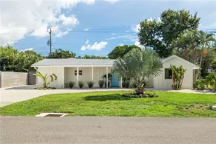 4317 1st Ave Dr NW, Bradenton, FL 34209 - Photo 1