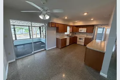 6017 43rd Avenue N, Saint Petersburg, FL 33709 - Photo 3