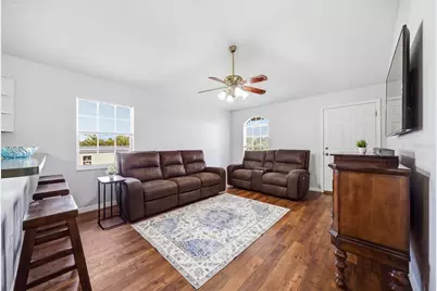 1017 77th Street E, Palmetto, FL 34221 - Photo 7