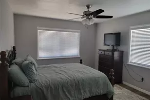 516 1st Ave E, Bradenton, FL 34208 - Photo 9