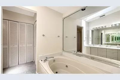 5151 Saint Albans Avenue, Sarasota, FL 34242 - Photo 31