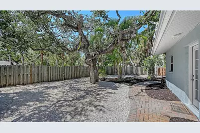 5151 Saint Albans Avenue, Sarasota, FL 34242 - Photo 59
